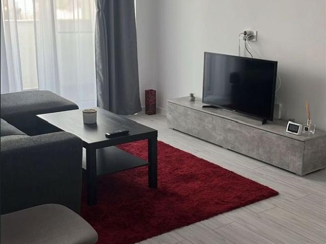 Apartament modern 2 camere decomandate loc parcare lift