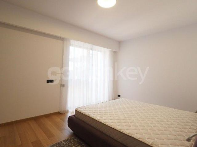 Apartament modern cu 4 camere | garaj si terasa | mobilat | ID:1585652