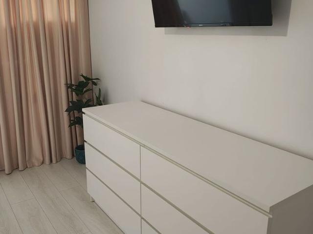 Apartament modern cu 1 camera de închiriat – etaj 4, zona Mazepa 1