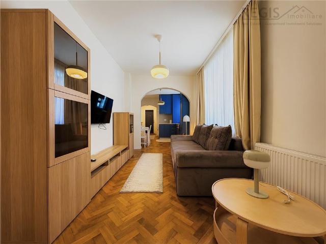 Apartament modern cu 2 camere ultracentral pe str Republicii