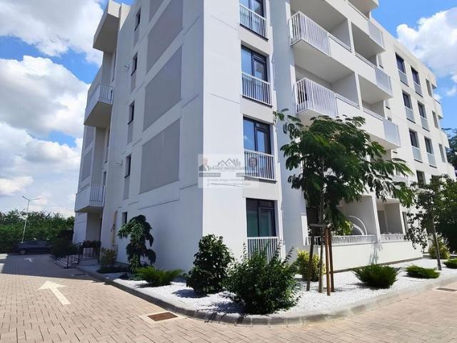 Apartament modern cu 2 camere de închiriat