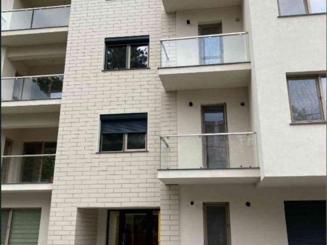 Apartament modern cu 2 camere de închiriat – Zona Banat, Pitești