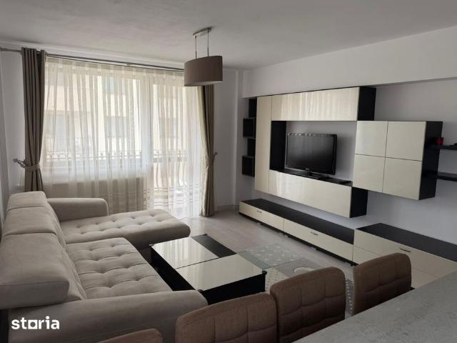 Apartament modern cu 3 camere de inchiriat in zona ultra centrala