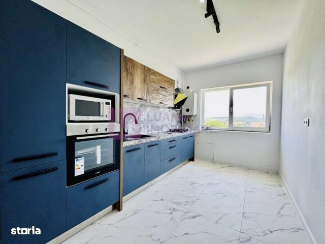 Apartament modern cu balcon, parțial mobilat PREȚ NEGOCIABIL
