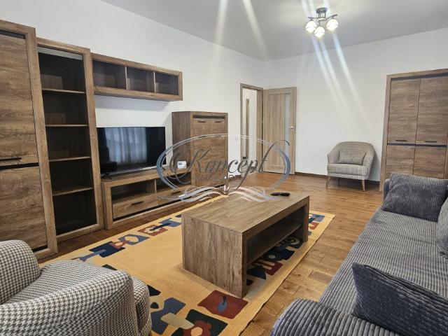 Apartament modern cu garaj pe Augustin Presecanu