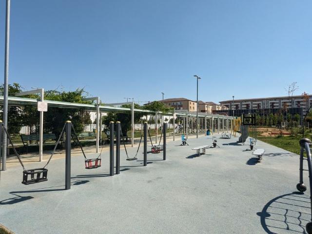 Apartament modern cu incalzire in padoseala acces facil metrou Berceni