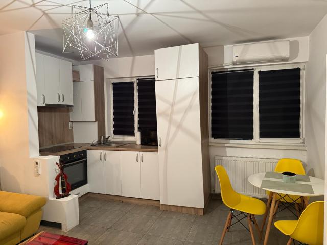 Apartament modern mobilat si utilat de inchiriat, Strada Solstitiului, Popesti Leordeni