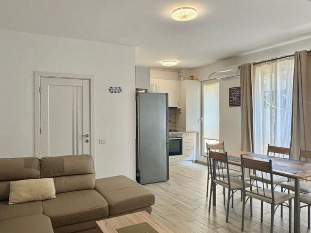 Apartament modern, parter, zona Salajan