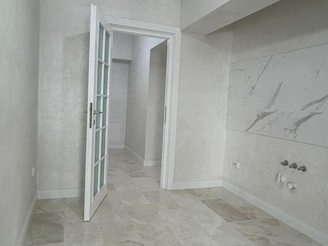Apartament nemobilat de inchiriat cu 2 cam. decom. direct dezvoltator