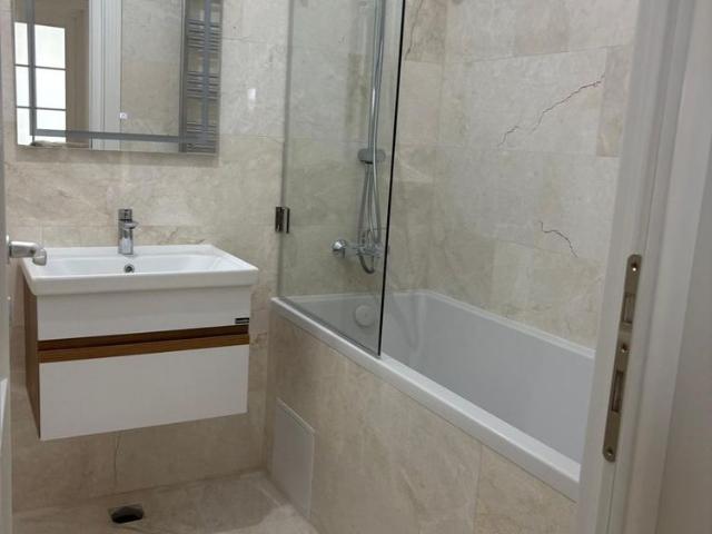 Apartament nemobilat de inchiriat cu 2 cam. decom. direct dezvoltator