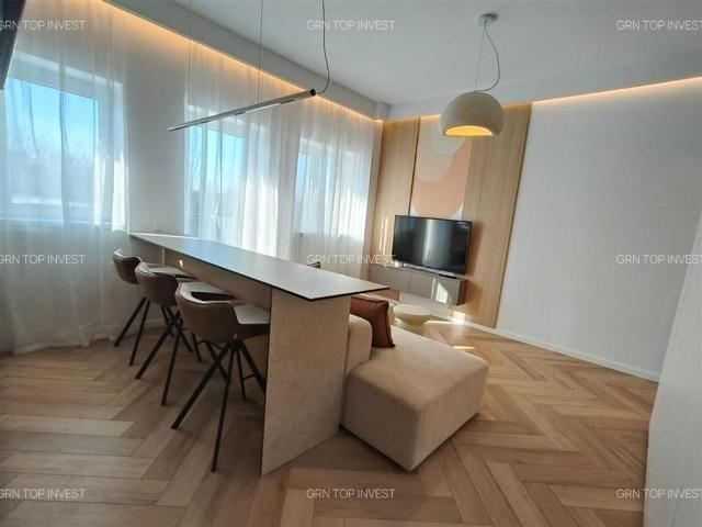 Apartament NOU de LUX 3 camere balcon si parcare Turnisor
