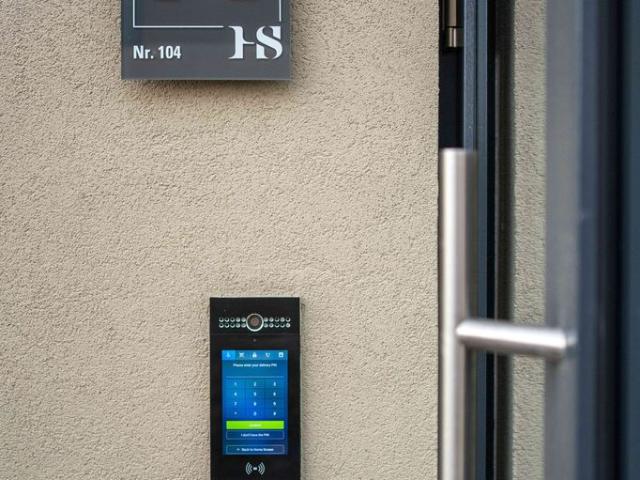 Apartament nou parțial mobilat!