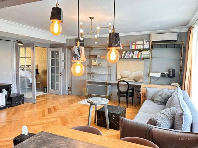 Apartament Nouveau French Design Hotel de Lux Cadă în dormitor Pipera
