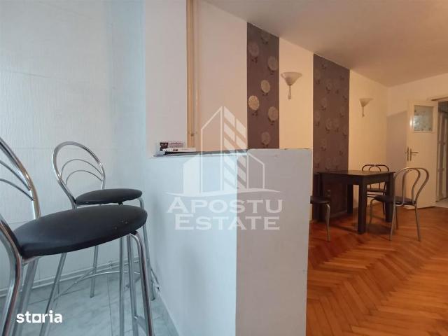 Apartament o camera nedecomandat zona Take Ionescu