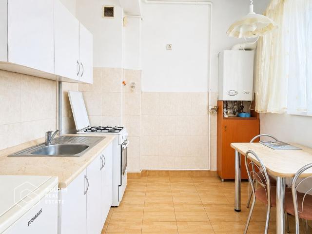 Apartament o camera cu nisa, Ared Uta, bloc nou