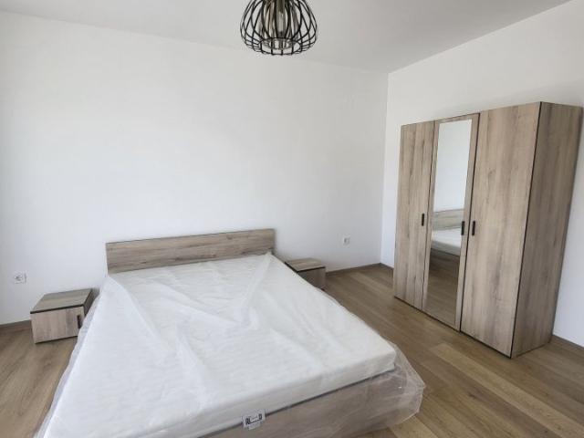 Apartament o camera in Floresti
