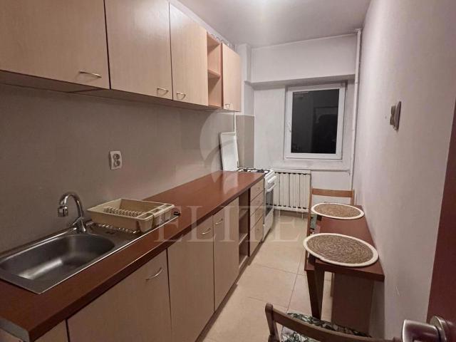 Apartament o camera în zona 21 Decembrie The Office