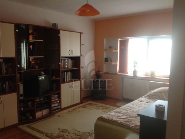 Apartament o camera în zona BILLA