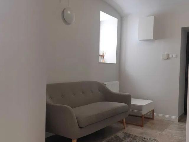 Apartament o camera, ultracentral, spre inchiriere