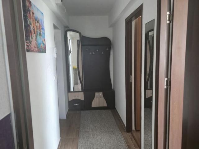 Apartament Bloc Nou Brazdă