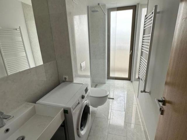 Apartament bloc nou 3 camere parcare subterana