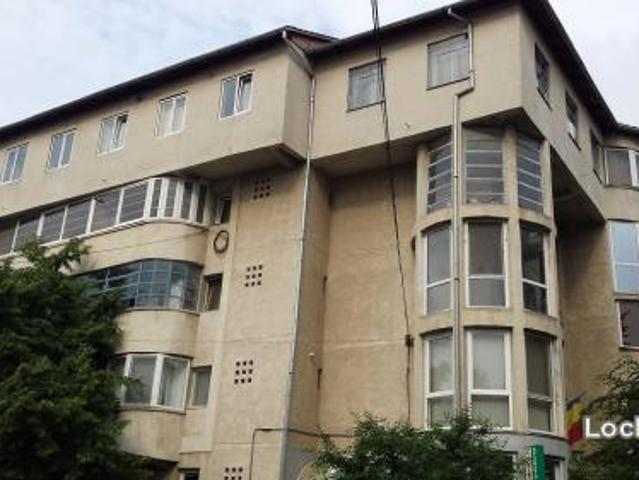 Apartament bloc, partial mobilat, 3 camere, confort 1, cu garaj