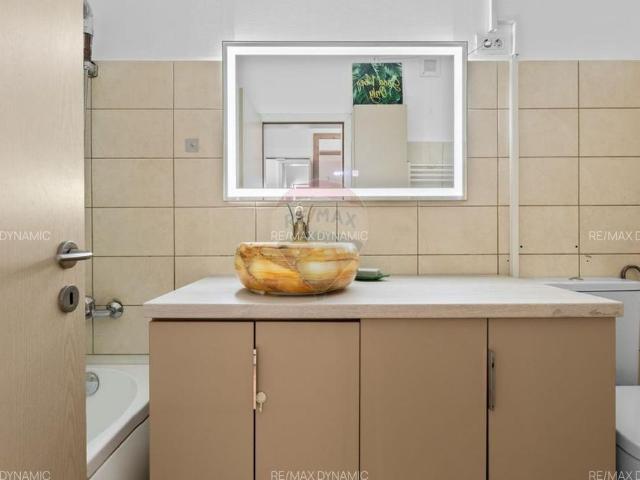 Apartament cu nișă de dormit lângă Adora One, Miron Costin