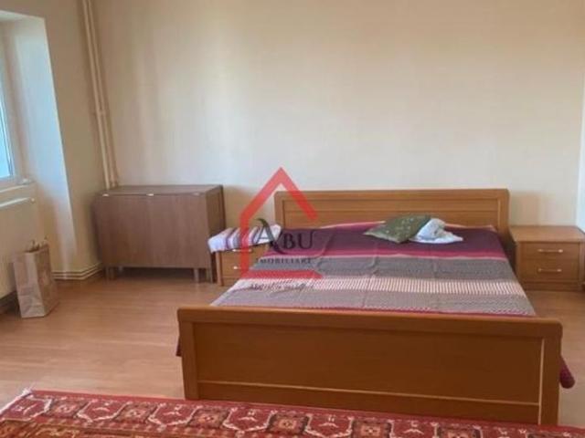 Apartament cu o cameră, Păcurari
