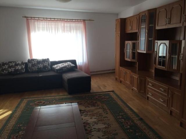 Apartament cu o camera de inchiriat, Alba Iulia, Cetate, Pret 200 Euro