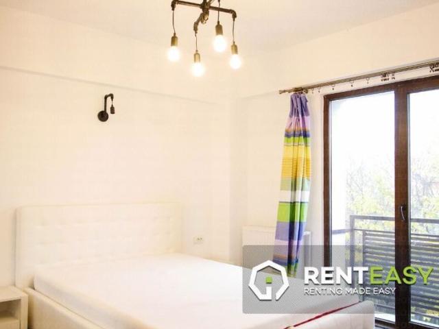 Apartament cu o camera decomandat de inchiriat in Centru Bloc Nou