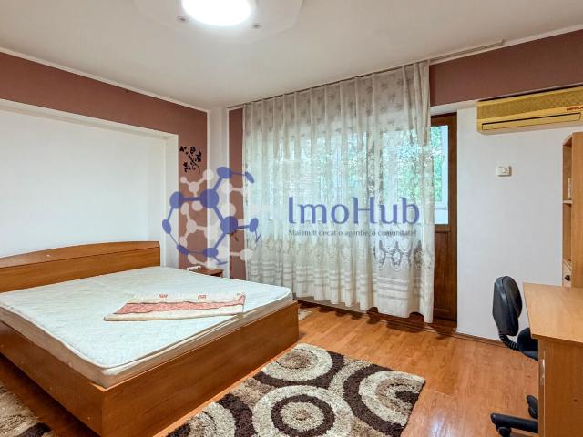 Apartament cu o camera decomandat la Gara