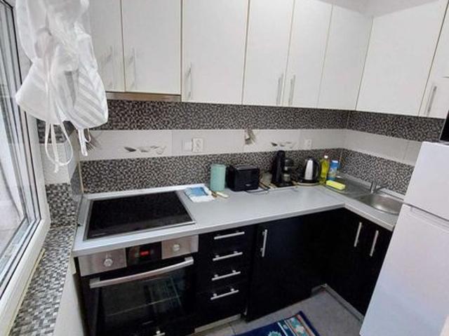 Apartament cu o camera la casa