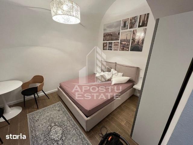 Apartament cu o camera, la parter, in Piata Uniri, in Timisoara