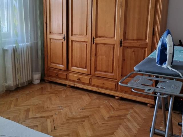 RAMDA, Apartament de vanzare 3 camere zona Rogerius