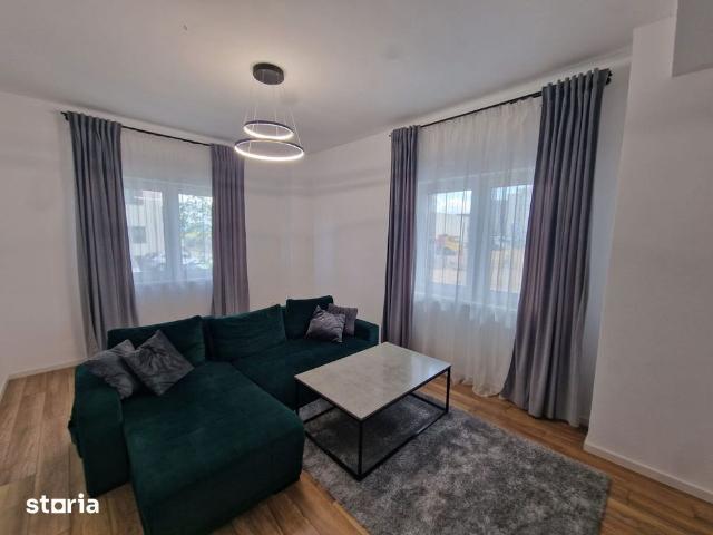 Apartament cu balcon și lift, gata de închiriat