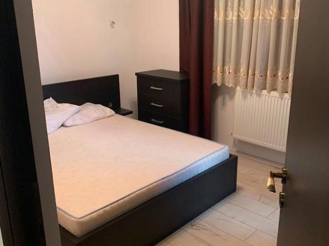 Apartament cu balcon și parcare, str. Sesul de Sus