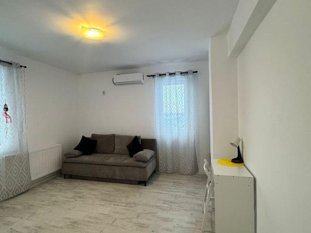 APARTAMENT CU DOUĂ CAMERE DE ÎNCHIRIAT MILITARI RESIDENCE