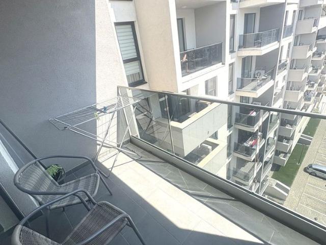 Apartament cu două camere, Prima Arena