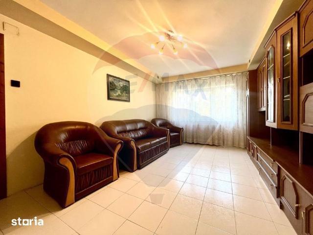 Apartament cu doua camere de inchiriat in zona Lipovei