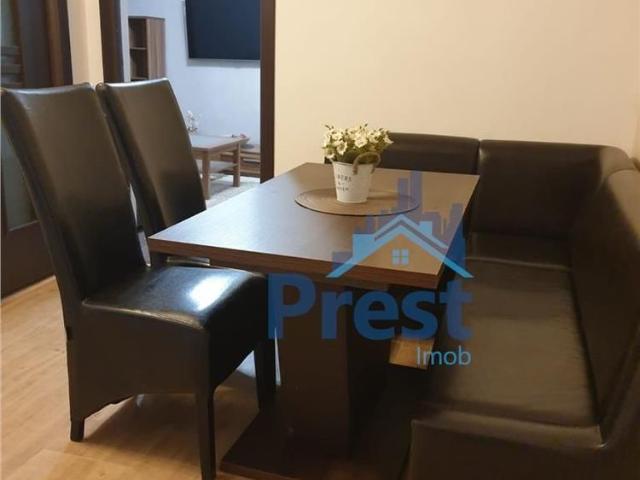 Apartament cu doua camere de inchiriat semicentral