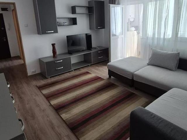 Apartament cu doua camere decomandat zona SPITALUL JUDETEAN