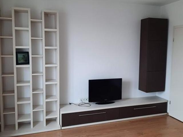 Apartament cu doua camere in Avantgarden3