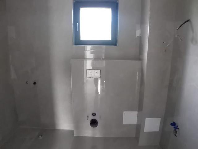 Apartament cu doua camere, parcare, Pacurari_Rediu Notariat