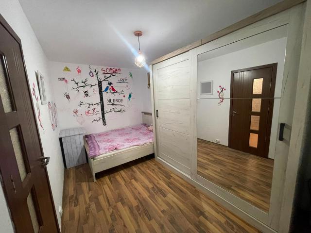 Apartament cu doua camere, zona Alexandru cel Bun