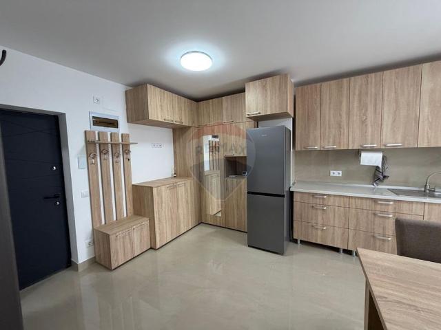 Apartament cu loc parcare PRIMA INCHIRIERE
