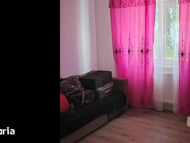 Apartament cu trei camere