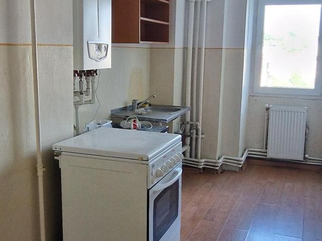 Apartament cu 1 cameră – 40 mp, etaj intermediar, Pacurari Lukoil