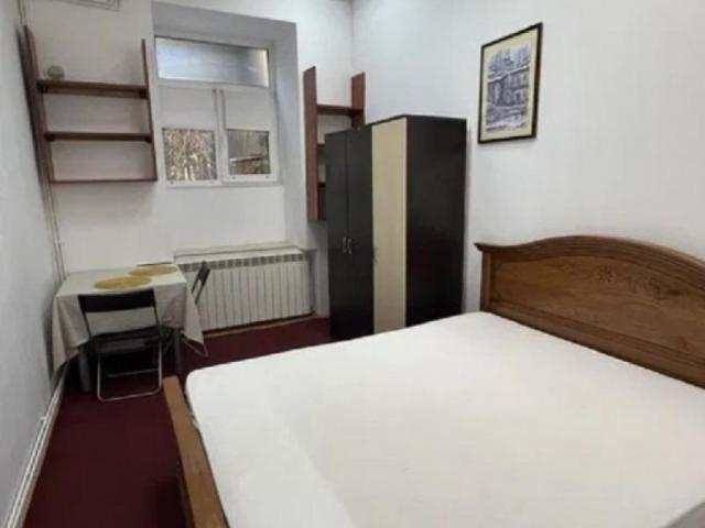 Apartament cu 1 camera zona Centru Teatrul National
