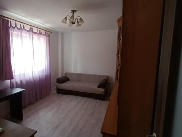 Apartament cu 1 camera zona Gara Sectia Politie 2
