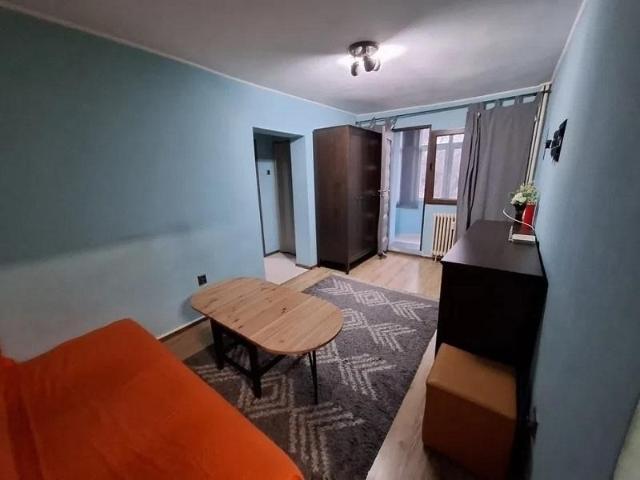 Apartament cu 1 camera zona podu Ros Cantemir